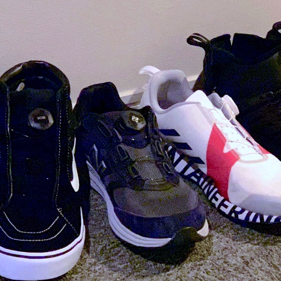 ファッションライターおすすめ!着脱簡単で履き心地抜群な機能的スニーカー10選