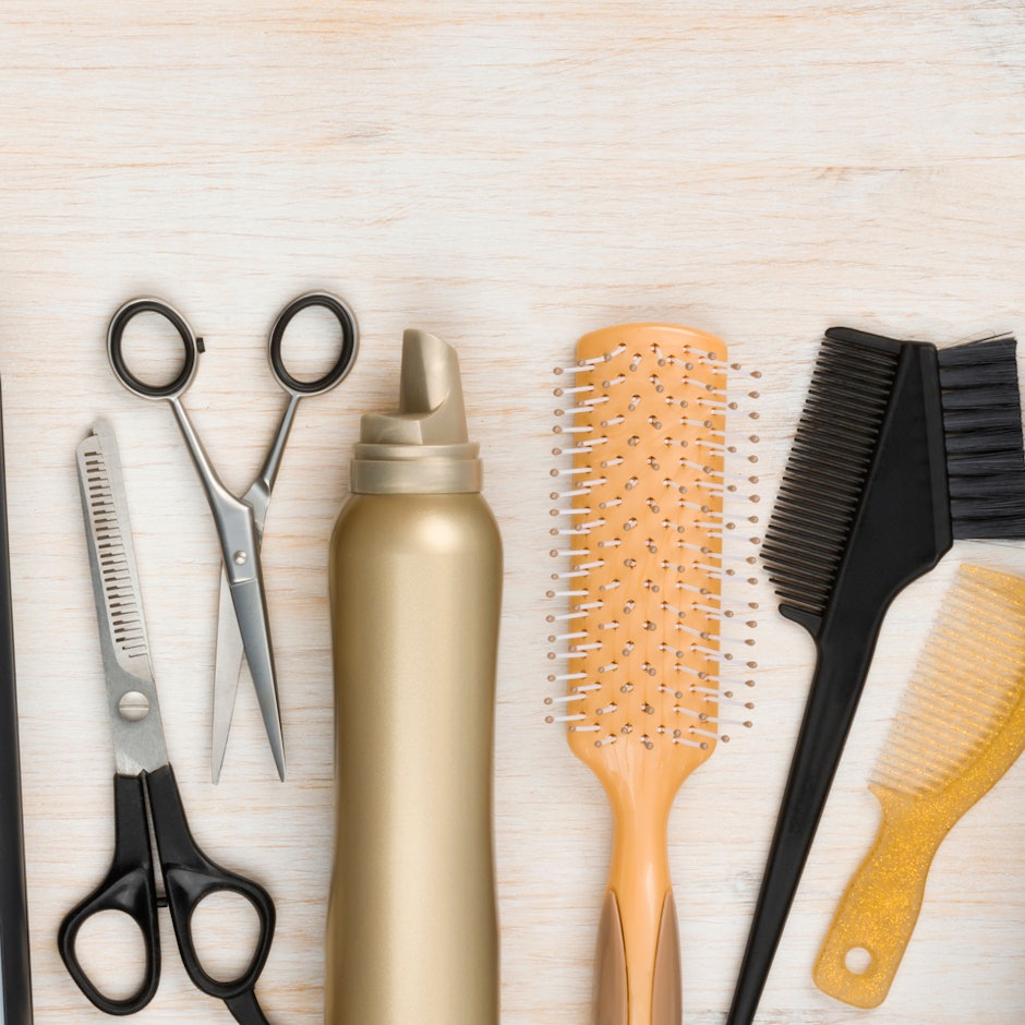 現役ヘアスタイリストがおすすめする鉄板スタイリング剤&ヘアケアグッズ18選【市販からサロン専売まで】
