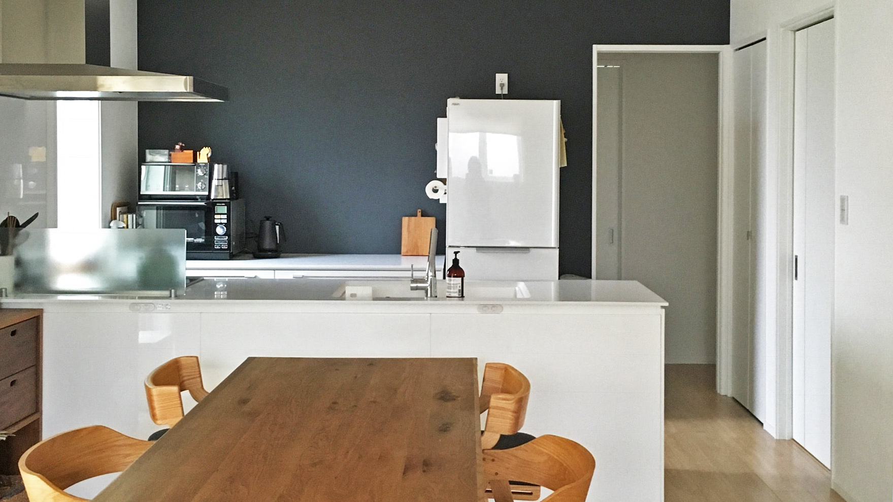 持ちすぎずお気に入りのモノだけを。eriが愛用する生活雑貨10選