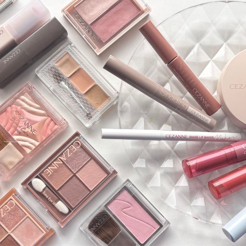 40代におすすめのセザンヌコスメ。美容のプロが推す−7歳若見えを叶える4つ。おすすめの使い方も