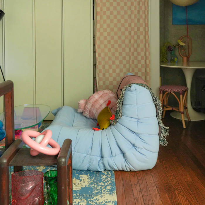 小さな部屋で楽しむ、名作家具とデザインアイテム9選