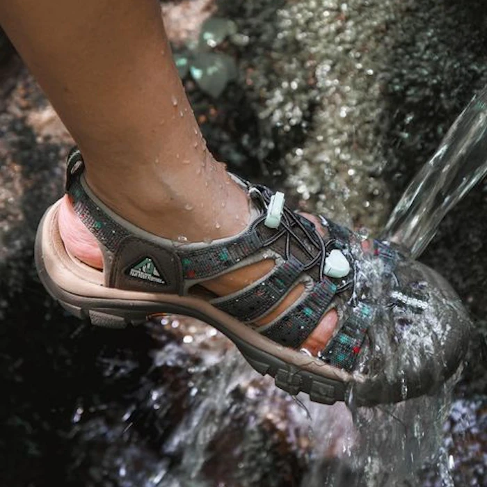 FUJIROCK×KEEN