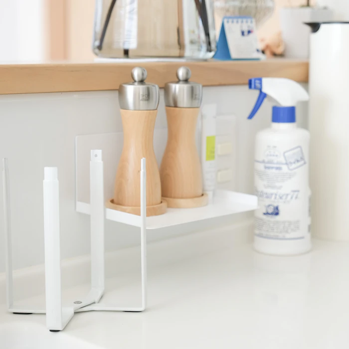 キッチンで愛用している、山崎実業のtowerシリーズ