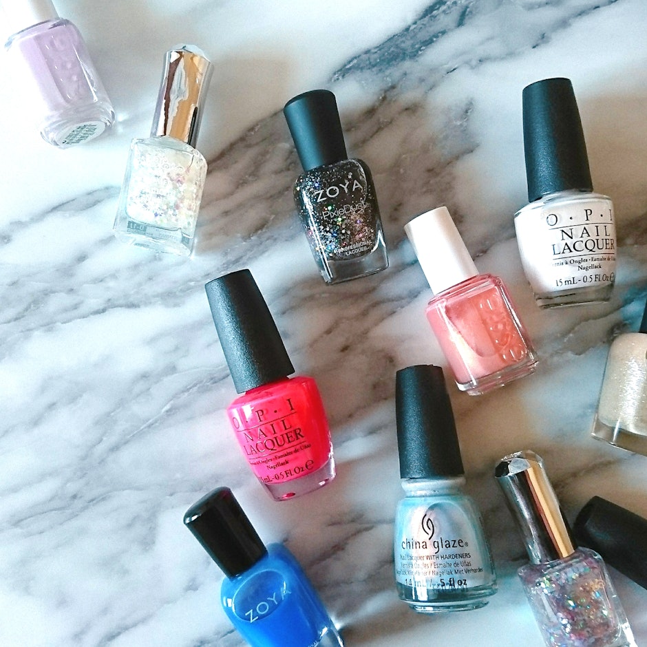 ムラなく綺麗に仕上がる!おすすめのポリッシュネイルアイテム12選