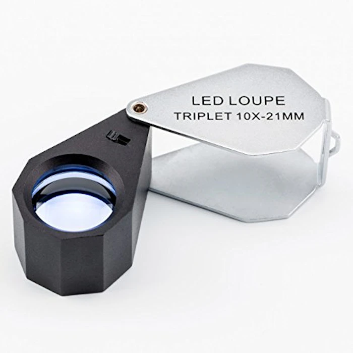LED ライト付 トリプレット ルーペ 1枚目