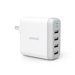 Anker PowerPort 4 A2142122 1枚目