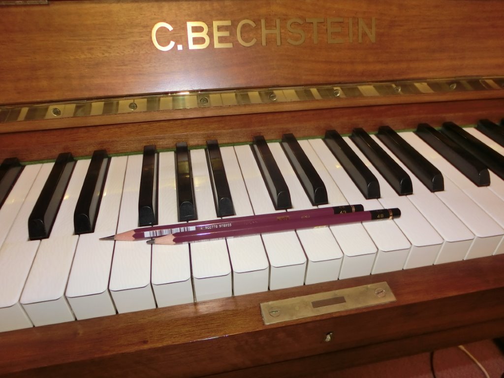 三菱鉛筆 ハイユニ 4B 1枚目