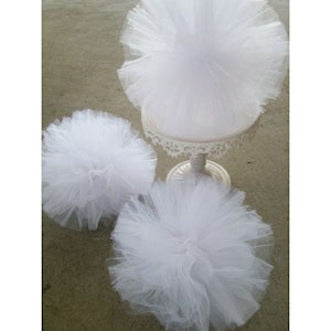 ベビーシャワーマーケット チュールポンポン ホワイト 3個入り 1枚目