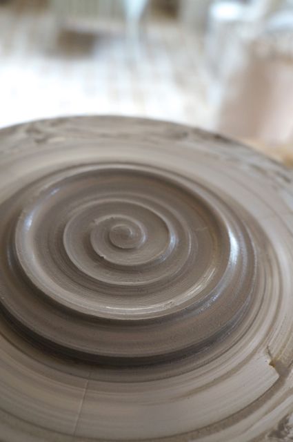 陶芸.com  ステンレス貼 手ろくろ 径250mm×高57mm 1枚目