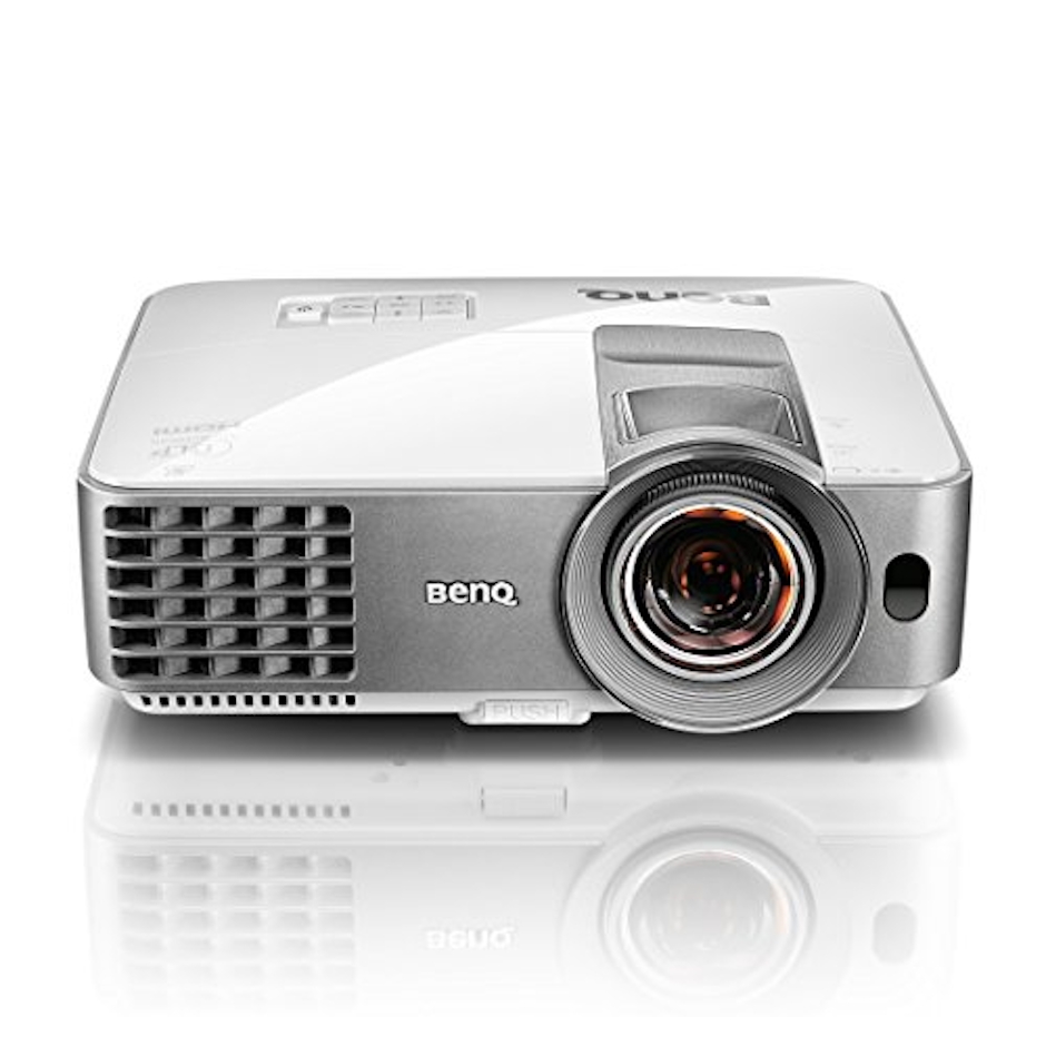 BenQ プロジェクター 短焦点モデル 1枚目
