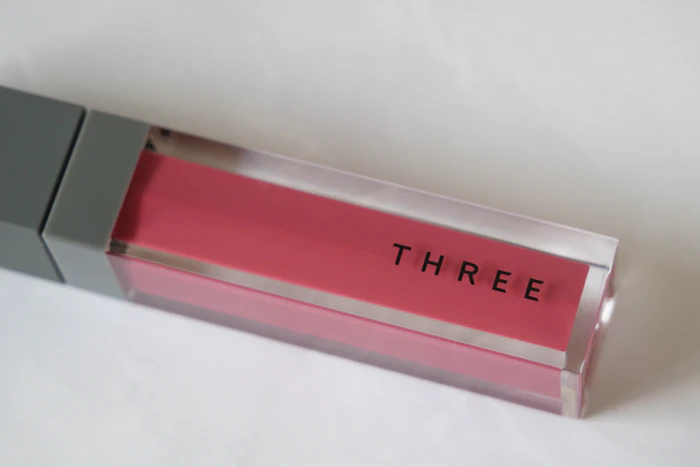 ACRO THREE リリカルリップブルーム 1枚目