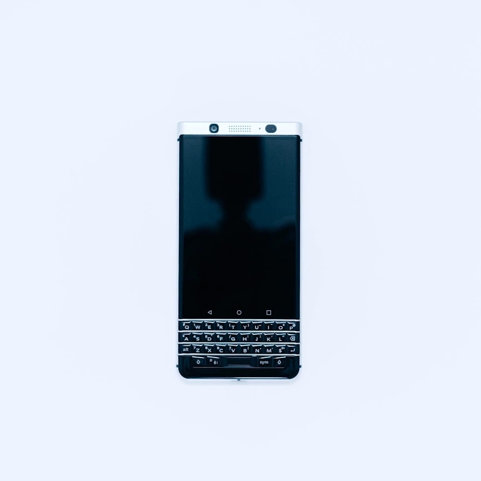 BlackBerry BlackBerry KEYone 1枚目