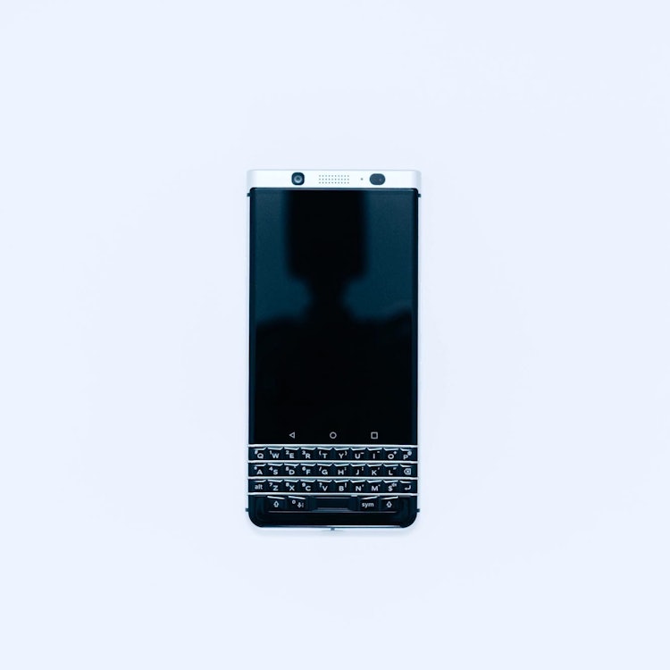 BlackBerry BlackBerry KEYone 1枚目