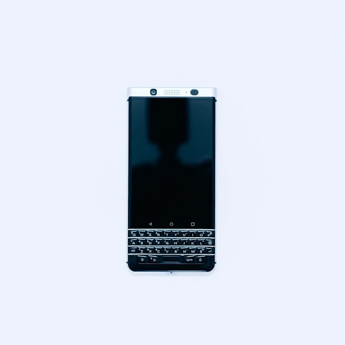 BlackBerry BlackBerry KEYone 1枚目
