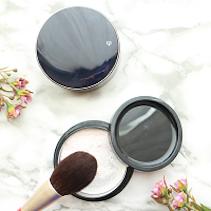 資生堂 クレ・ド・ポー ボーテ cle de peau BEAUTE プードルトランスパラント 1枚目