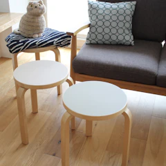 Artek Stool60 スコープ別注 リノリウム 3本脚 1枚目