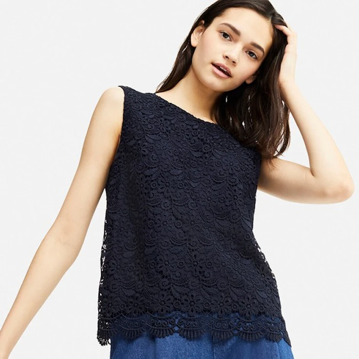 UNIQLO レースノースリーブT 1枚目
