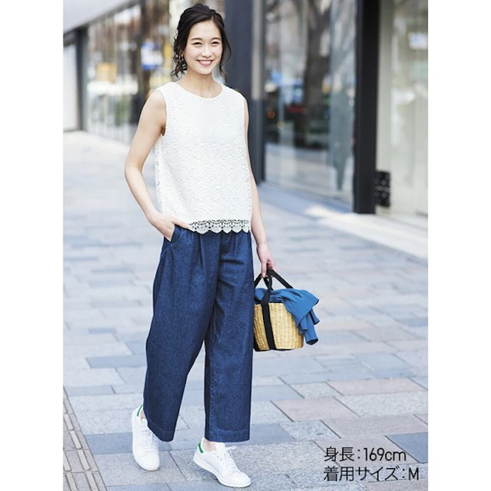 UNIQLO レースノースリーブT 2枚目
