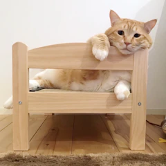 IKEA DUKTIG 人形用ベッド 1枚目