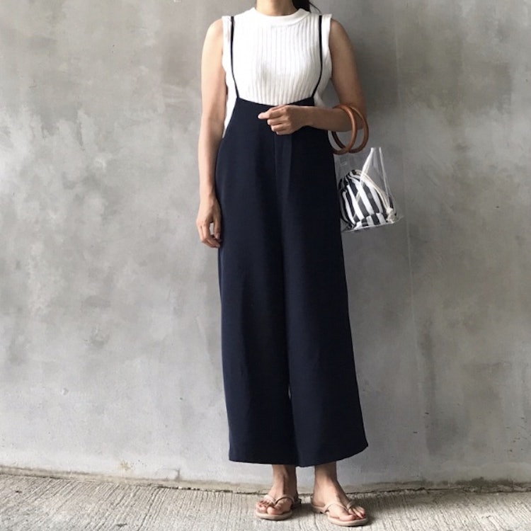 GU サロペットワイドパンツWT 311307 1枚目