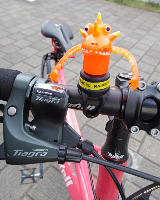 RAINBOW MONSTERS レインボーモンスター 自転車用LEDライト 1枚目