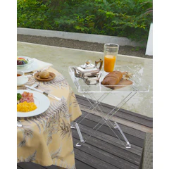 ZARA HOME ハンドル付きテーブル 1枚目