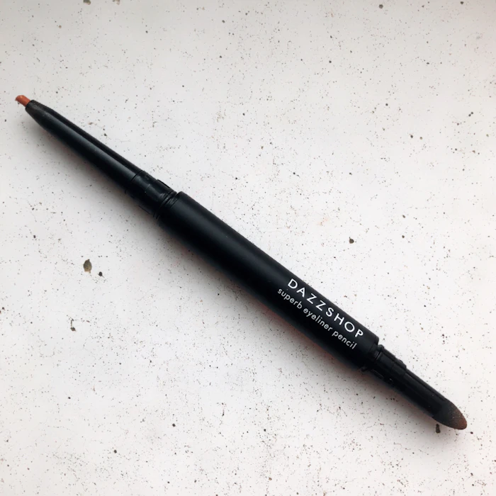 エステティクス DAZZSHOP サパーブアイライナーペンシル 1枚目