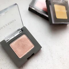 エステティクス DAZZSHOP アリュールド シングル アイシャドウ 1枚目