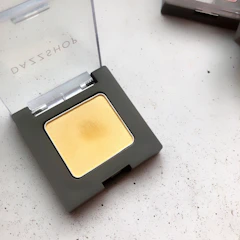 エステティクス DAZZSHOP アリュールド シングル アイシャドウ 1枚目