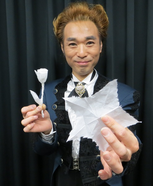 マジックファンタジア ペーパーナプキントリック12 2枚目