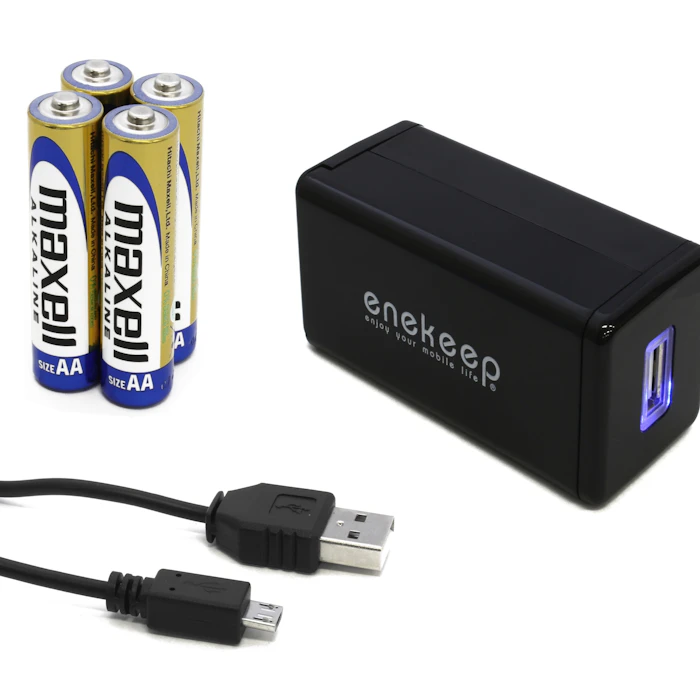 クオリティトラストジャパン 乾電池式スマホ充電器 QX-002 1枚目
