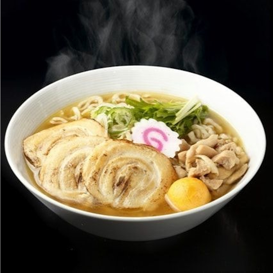 山形 新旬屋 麺 金の鶏中華(炙り豚バラチャーシュー3枚入り)鶏の旨みがギュッと詰まった“ザ・鶏だし” 1枚目