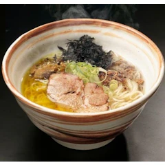 麺場voyage 帆立キノコ潮味~生帆立のエキスと磯の風味たっぷりの絶品潮ラーメン~ 1枚目