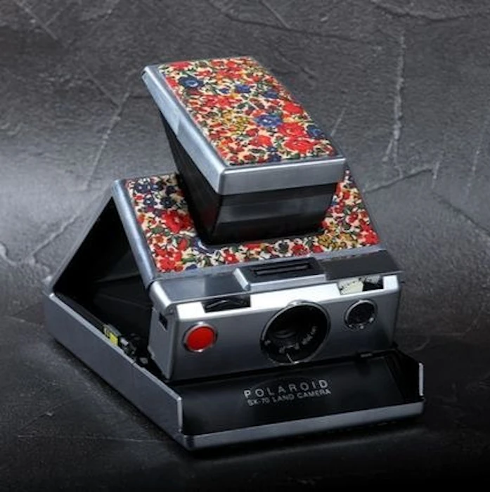 ポラロイド SX-70 1枚目