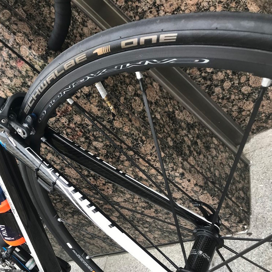 シュワルベ 700c クリンチャータイヤ 1枚目