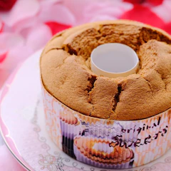 澤井珈琲 ブルーマウンテンのコーヒーシフォンケーキ 1枚目