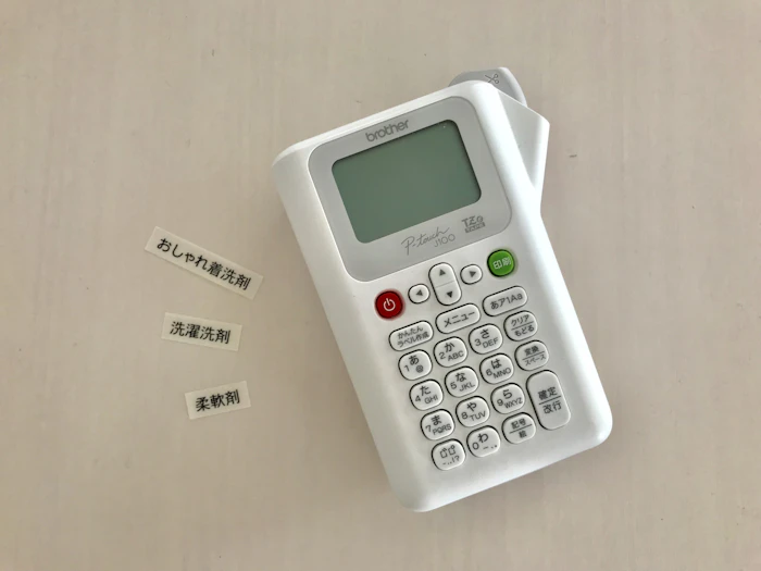 ブラザー工業 ラベルライター P-touch PT-J100W 1枚目
