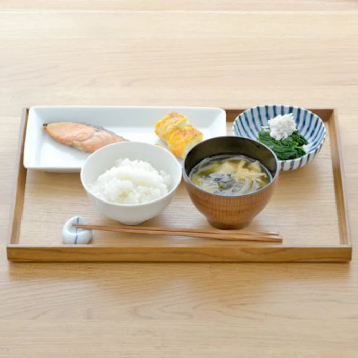 テーブルウェアイースト ナチュラルな木製カフェトレー 2枚目