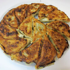 餃子の馬渡 もっちり餃子 1枚目