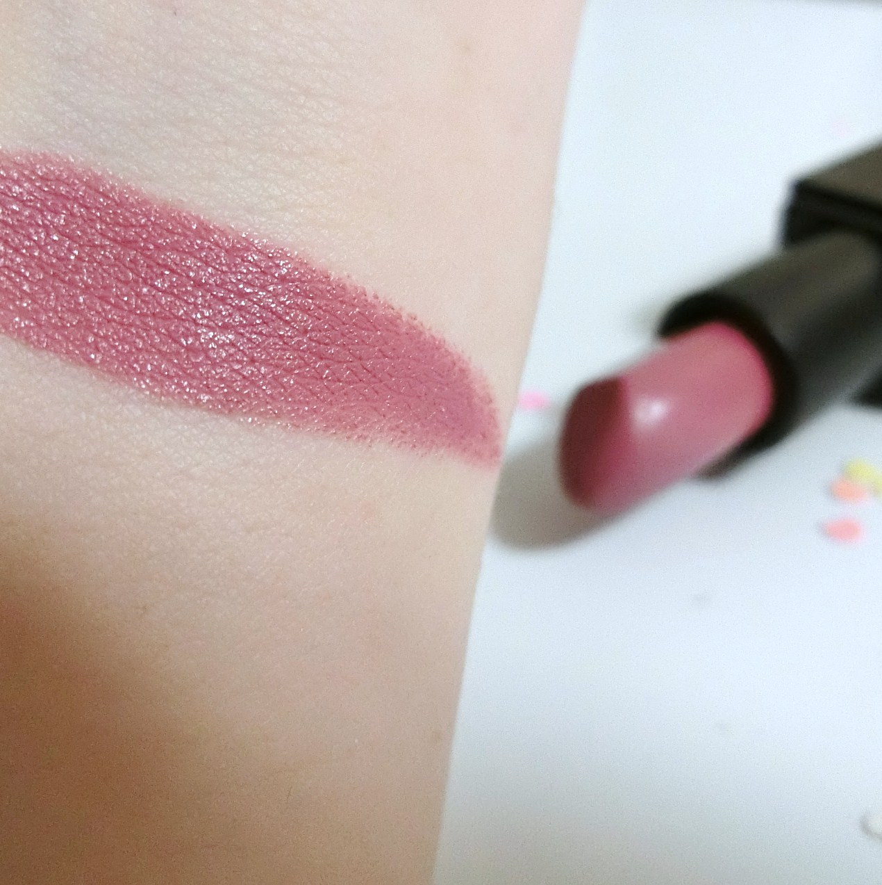 NARS オーデイシャスリップスティック #9459  2枚目