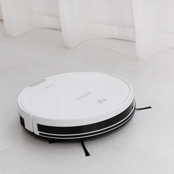ECOVACS DEEBOT DM82 2枚目