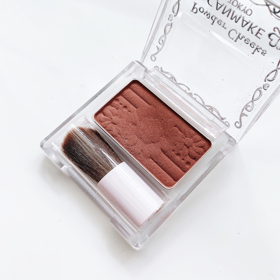 井田ラボラトリーズ キャンメイク パウダーチークス 1枚目