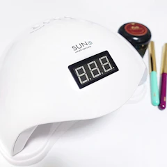 MIW La Curie LED & UV ネイルライト 48W 1枚目