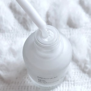 【正規品】MEDIHEAL(メディヒール) ミルクブライトニングセラム 40ml 1枚目