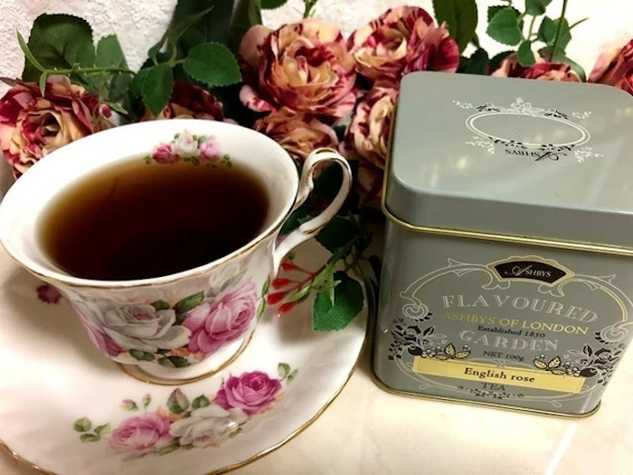 アシュビズ オブ ロンドン イングリッシュローズ リーフ缶100g 1枚目