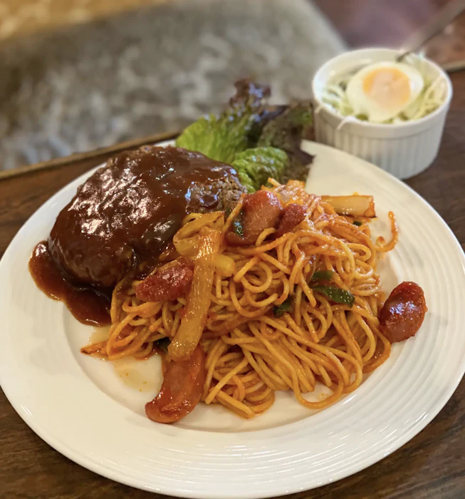 喫茶翡翠 ナポリタンハンバーグ 1枚目