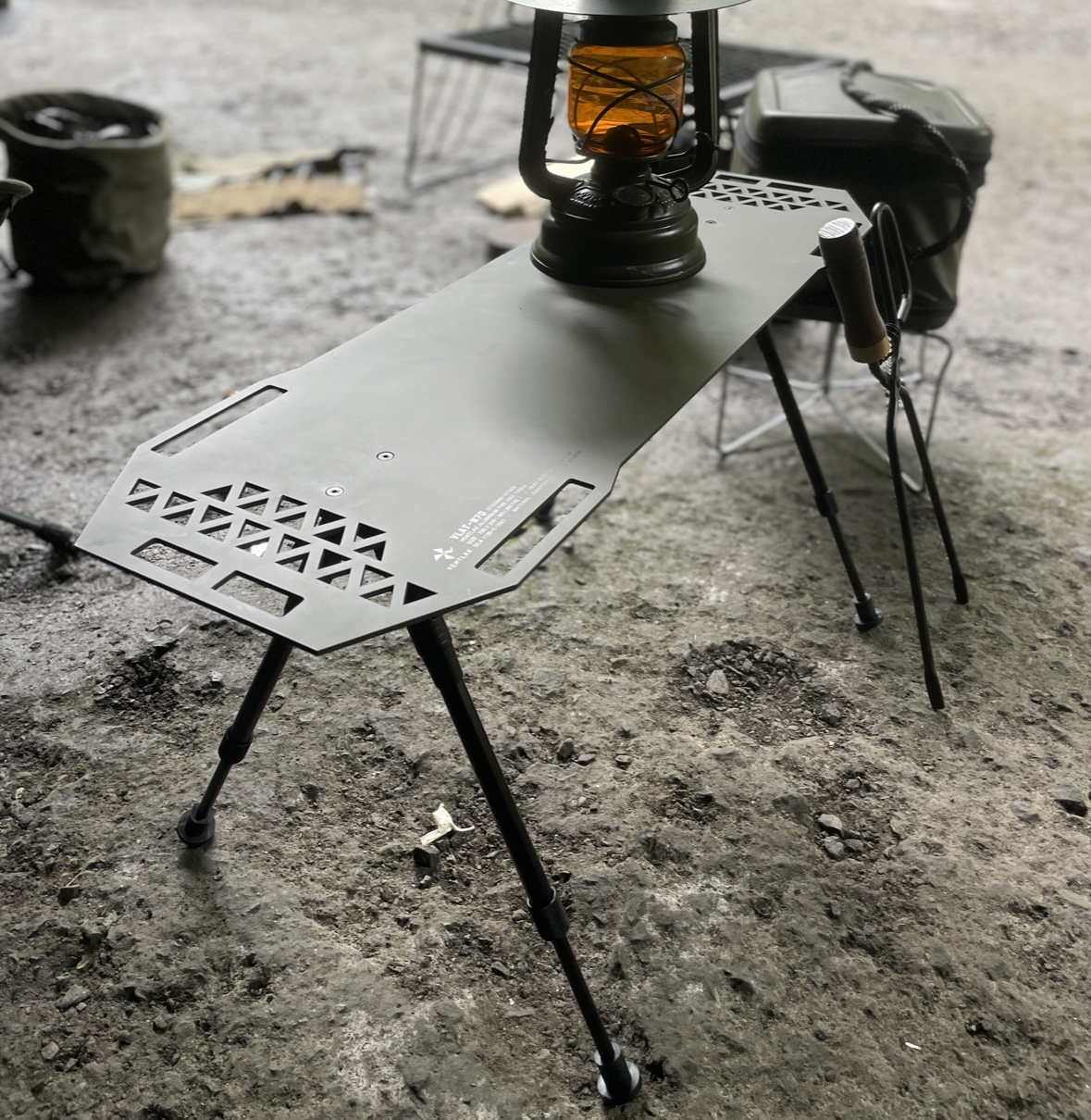 VENTLAX  TAKIBI SIDE TABLE VLAT-M70 焚火サイドテーブル 1枚目