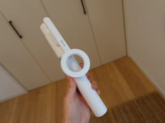 【5%オフ+8倍ポイント!】Ulanzi MagSafe用 自撮り棒 スマホ三脚 磁気マグネット式 セルカ棒 軽量 折りたたみ式 コンパクト 7段階伸縮 角度調整可能 遠隔操作 Bluetoothリモコン付 アルミ製 Magsafe用スタンド iPhone17/16/15/Android対応 ビデオ通話 撮影 会議対応 M006 1枚目