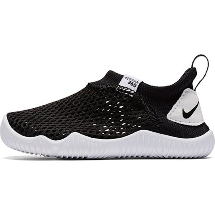 NIKE アクアソック 360 TD 1枚目