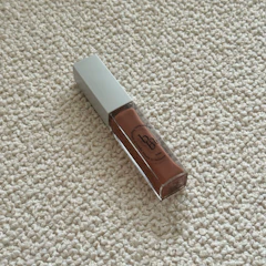 bobe マットリキッドルージュ 307 CINNAMON BEIGE 1枚目
